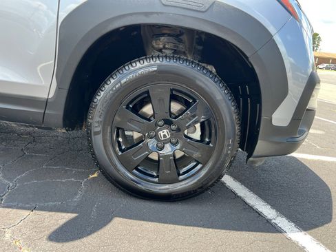 Used 2022 Honda Pilot TrailSport image 29