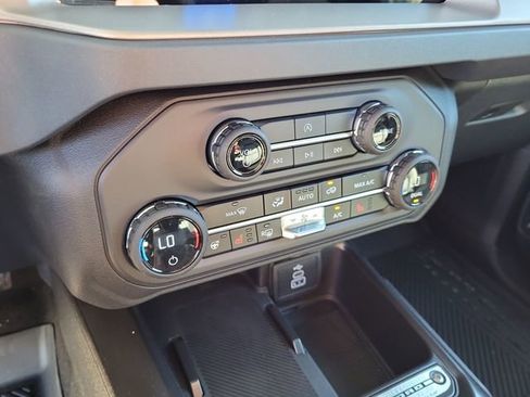 New 2026 Ford Bronco Outer Banks image 16