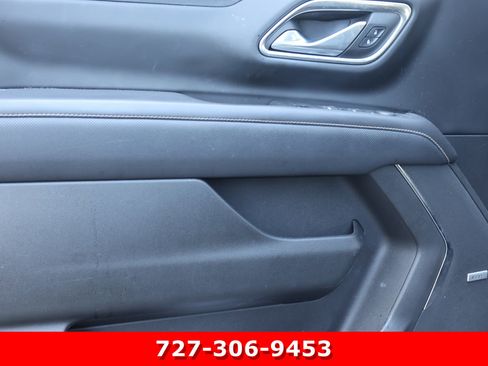 Used 2023 GMC Yukon SLT RWD image 11