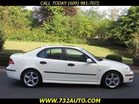 Used 2005 Saab 9-3 Arc image 4