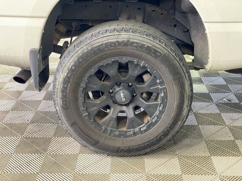 Used 2018 Nissan Titan S w/ GAWR Package AWD/4WD image 18