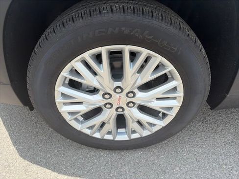 New 2026 GMC Acadia Elevation w/ Elevation Premium Package AWD/4WD image 10