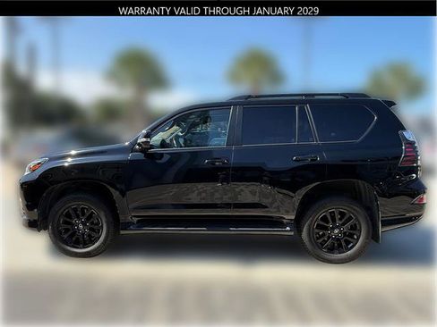 Certified 2023 Lexus GX 460 w/ Black Line Special Edition AWD/4WD image 5
