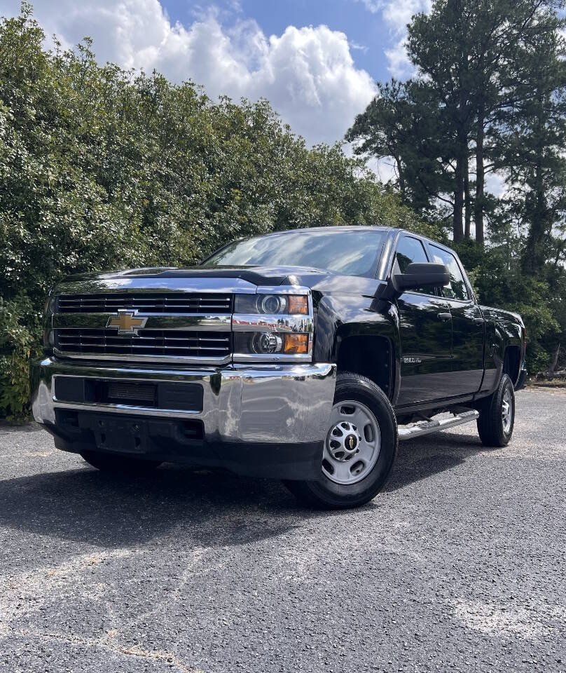 Used 2018 Chevrolet Silverado 2500 W/T w/ WT Fleet Convenience Package AWD/4WD image 2