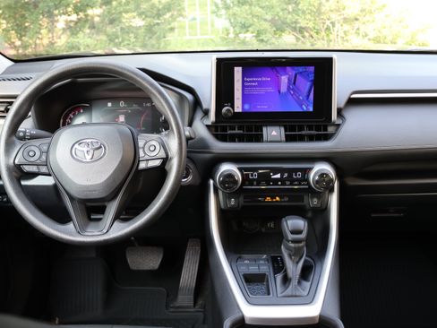 Certified 2024 Toyota RAV4 XLE FWD image 30