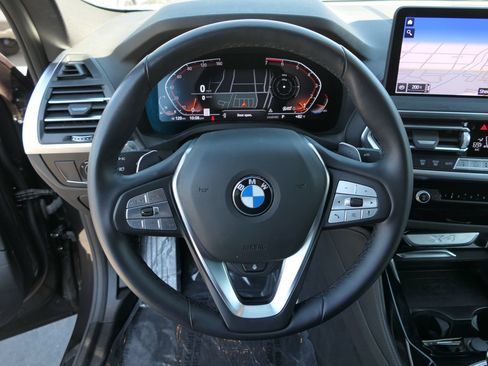 Used 2025 BMW X4 xDrive30i w/ Premium Package AWD/4WD image 18