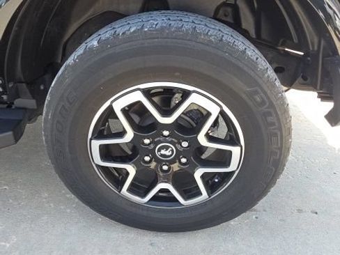 Used 2023 Ford Bronco Outer Banks AWD/4WD image 38