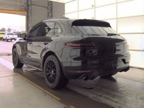 Used 2018 Porsche Macan GTS w/ Premium Package Plus AWD/4WD image 4