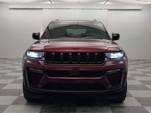 New 2026 Jeep Grand Cherokee L Limited w/ Limited Altitude Package AWD/4WD image 6