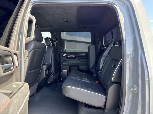 Used 2024 GMC Sierra 2500 AT4X AWD/4WD image 12