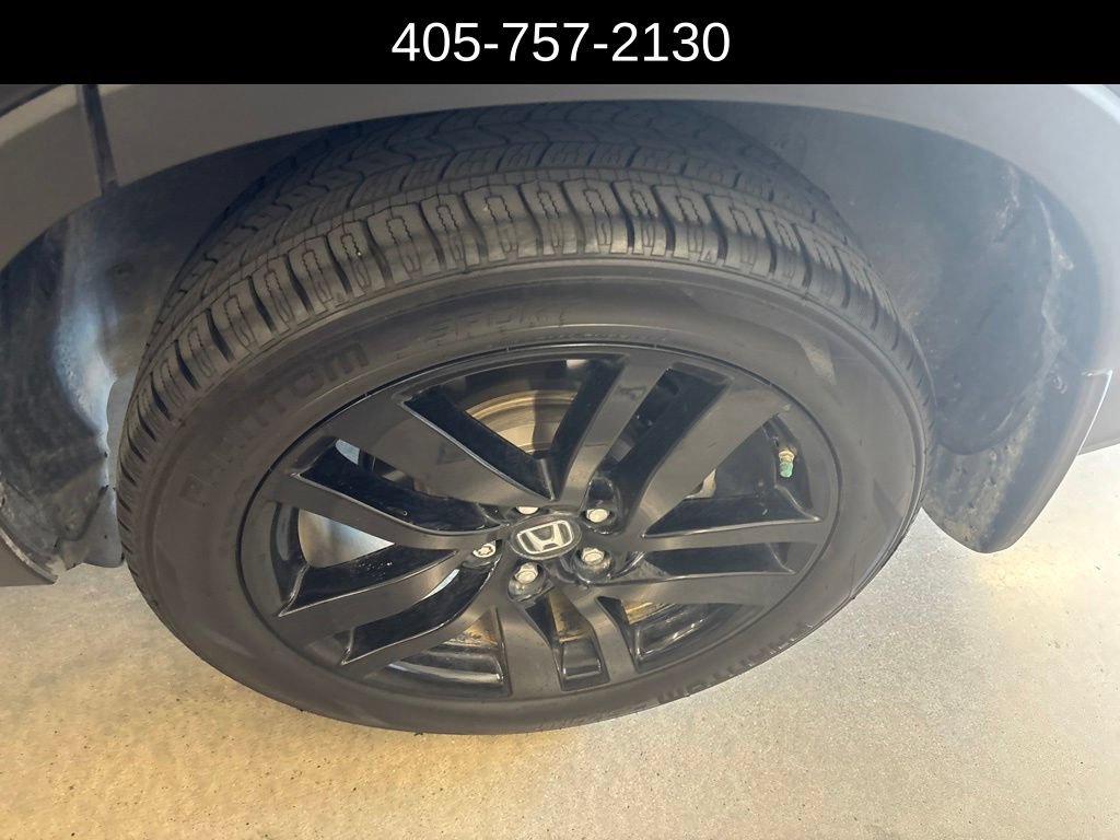 Used 2018 Honda Pilot Touring image 8