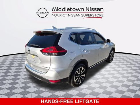 Used 2018 Nissan Rogue SL w/ Premium Package AWD/4WD image 3