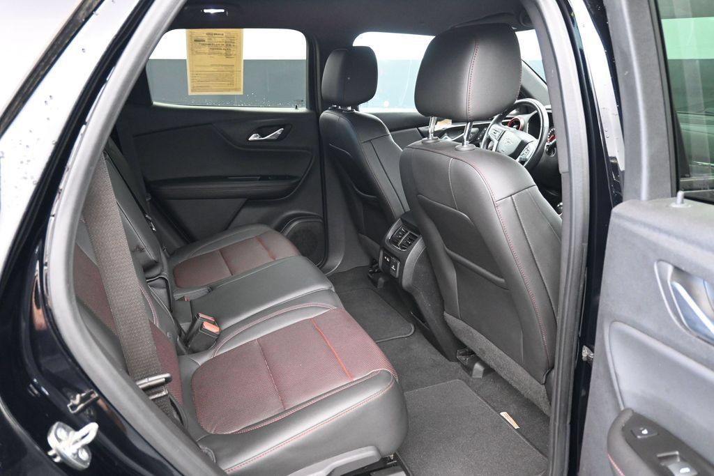 Used 2020 Chevrolet Blazer RS FWD image 13