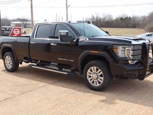 Used 2020 GMC Sierra 2500 Denali w/ Denali Ultimate Package AWD/4WD image 7
