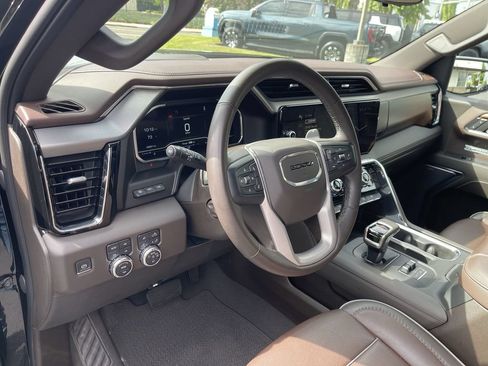 Used 2023 GMC Sierra 1500 Denali w/ Denali Reserve Package AWD/4WD image 10