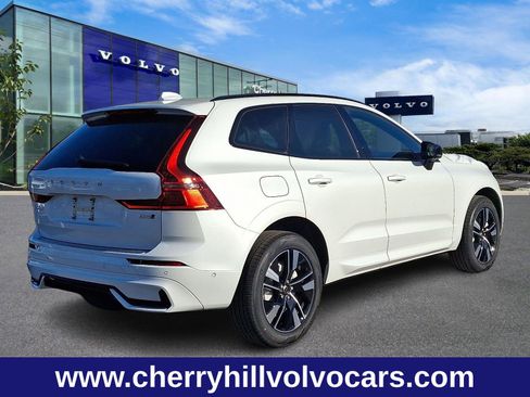 New 2026 Volvo XC60 B5 Plus w/ Protection Package Premier image 4