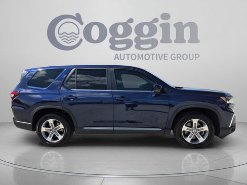 Certified 2025 Honda Pilot EX-L image 7