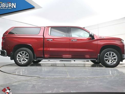 Used 2020 Chevrolet Silverado 1500 LTZ w/ LTZ Premium Package AWD/4WD image 23