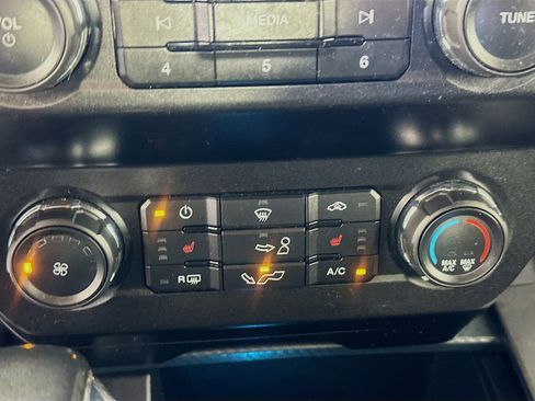 Used 2019 Ford F150 XLT w/ Equipment Group 302A Luxury image 16