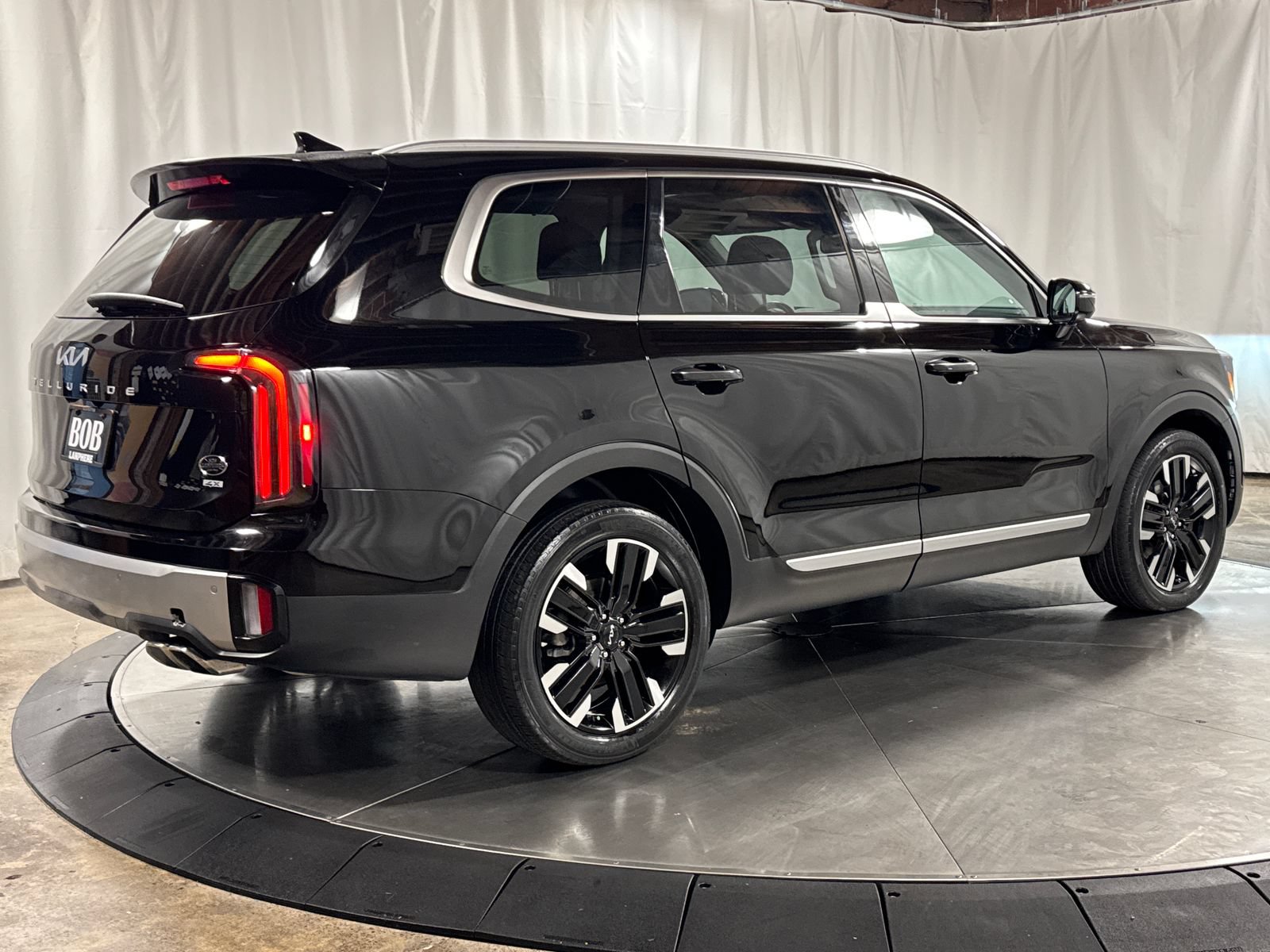 Used 2023 Kia Telluride SX AWD/4WD image 10