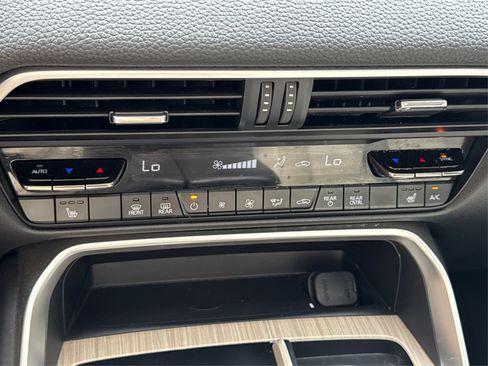 Used 2024 MAZDA CX-90 3.3 Turbo w/ Preferred Plus image 30