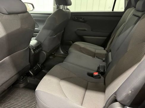 Used 2024 Toyota Highlander LE w/ Protection Package #3 (TMS) FWD image 11