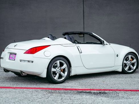 Used 2007 Nissan 350Z Grand Touring image 3