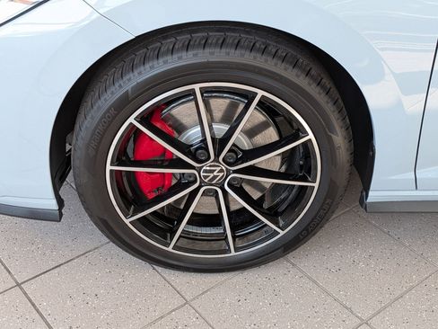 New 2026 Volkswagen Jetta GLI Autobahn image 10