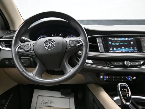 Used 2018 Buick Enclave Essence AWD/4WD image 14