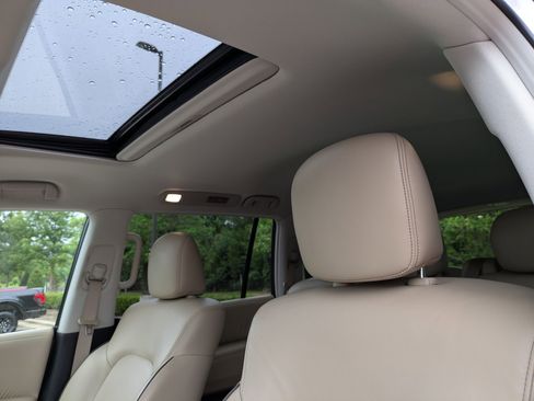 Used 2021 Nissan Armada SL AWD/4WD image 28