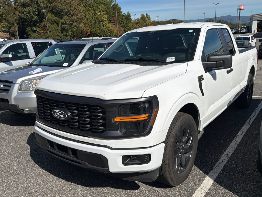 Used 2025 Ford F150 STX w/ Equipment Group 200A RWD image 17