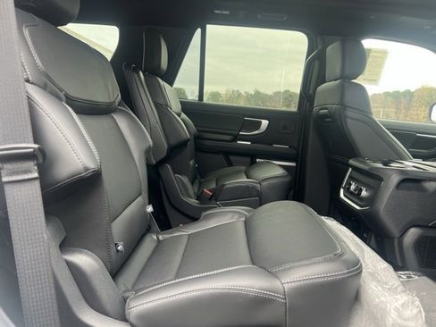 New 2025 Ford Expedition Platinum w/ Stealth Performance Package image 7