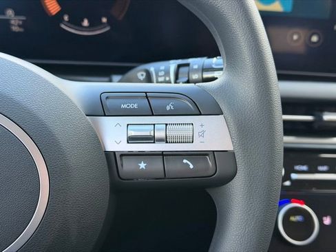 New 2026 Hyundai Tucson SEL image 18