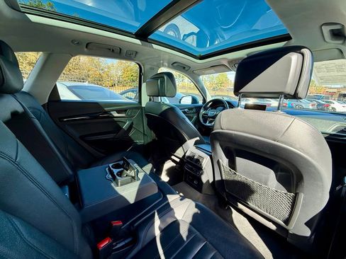 Used 2019 Audi Q5 2.0T Premium Plus w/ Premium Plus Package image 29