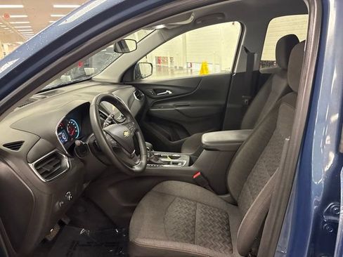 Used 2024 Chevrolet Equinox LT w/ LPO, Floor Liner Package FWD image 15