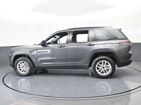New 2026 Jeep Grand Cherokee Laredo X AWD/4WD image 3