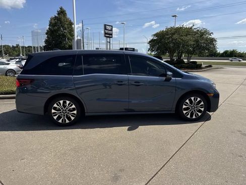 Used 2026 Honda Odyssey Elite image 4