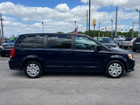 Used 2016 Dodge Grand Caravan SE w/ Quick Order Package 29E SE image 5