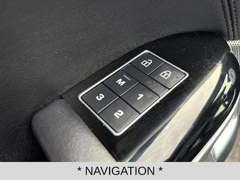 Used 2022 Land Rover Range Rover Sport HSE Silver Edition image 11