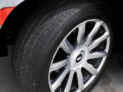 Used 2024 Cadillac Escalade Premium Luxury Platinum image 64