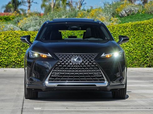 New 2026 Lexus UX 300h FWD image 3