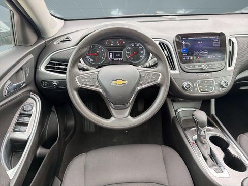 Used 2023 Chevrolet Malibu LT FWD image 27