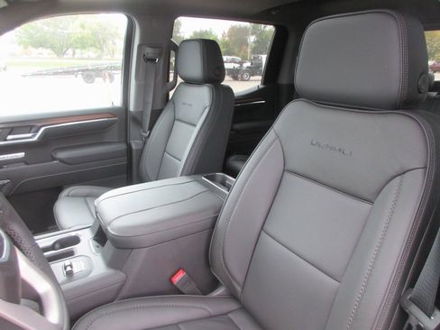 New 2026 GMC Sierra 1500 Denali image 14