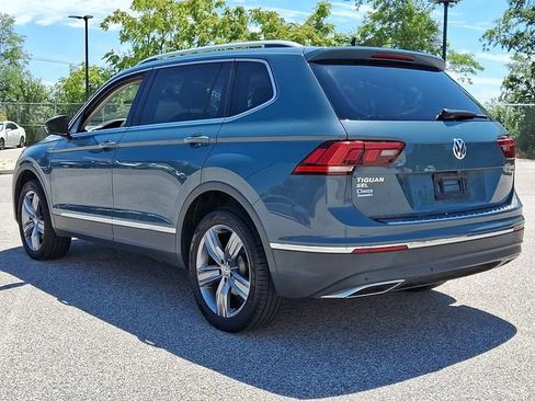 Used 2020 Volkswagen Tiguan SEL AWD/4WD image 7
