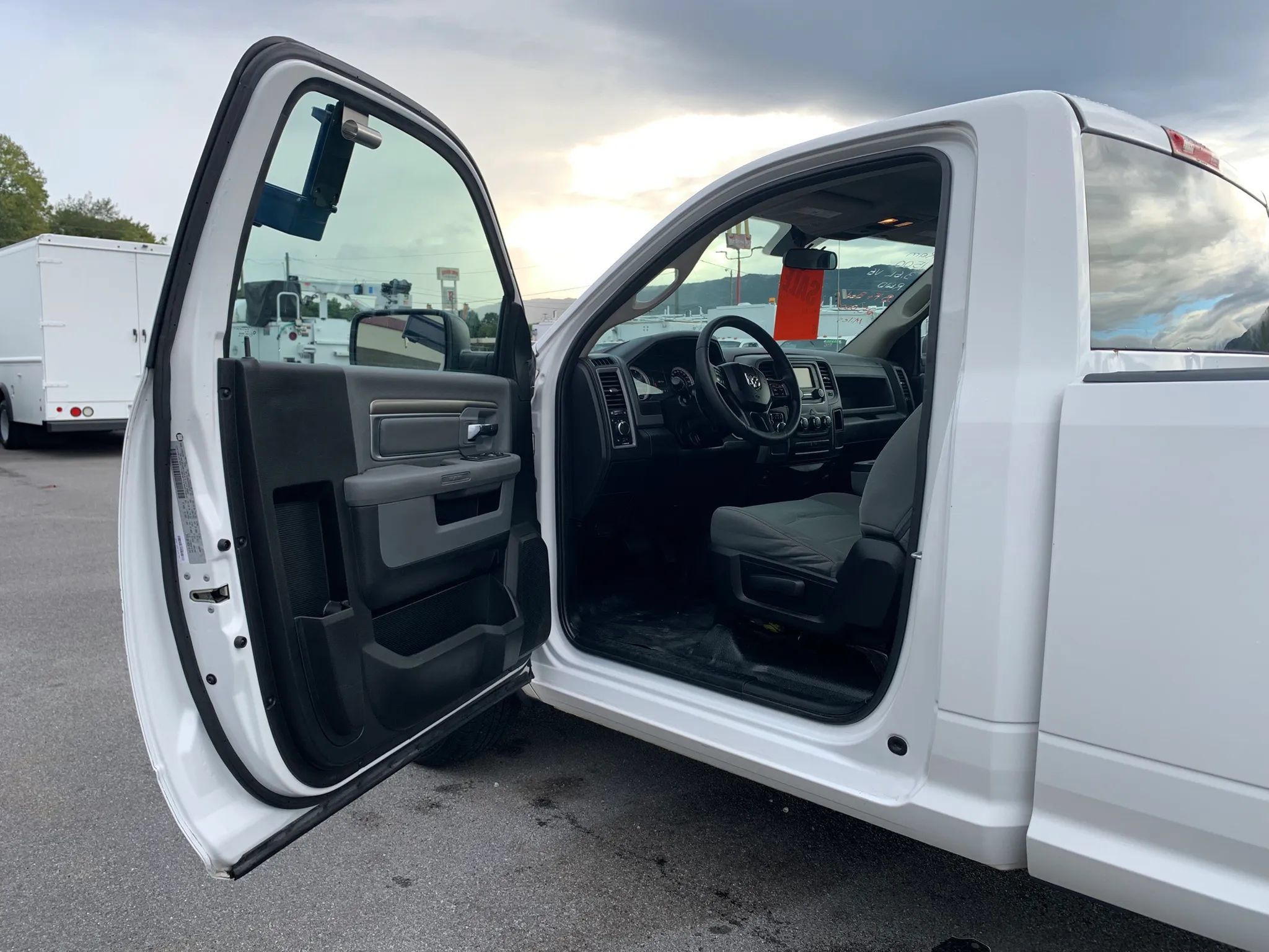 Used 2017 RAM 1500 Tradesman w/ Power & Remote Entry Group RWD image 7