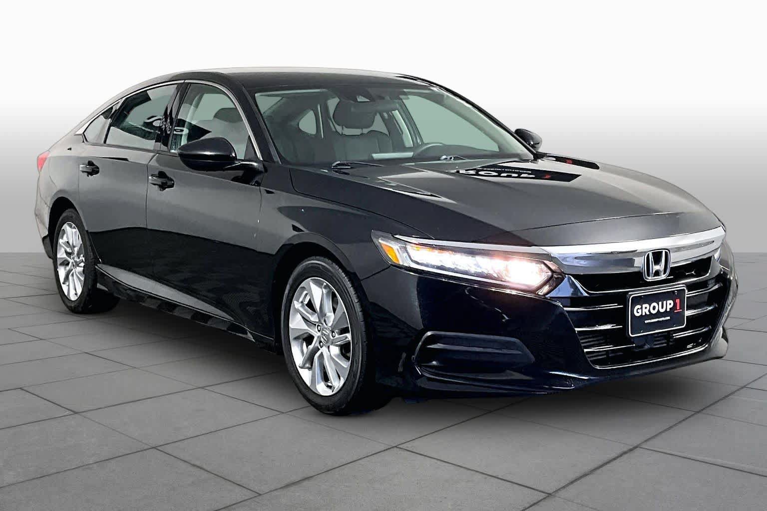 Used 2019 Honda Accord LX image 3