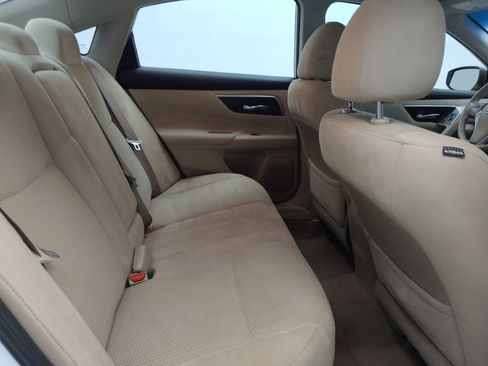 Used 2014 Nissan Altima 2.5 SV w/ Convenience Package FWD image 19