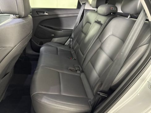 Used 2017 Hyundai Tucson Limited w/ Limited Ultimate Package 03 FWD image 13