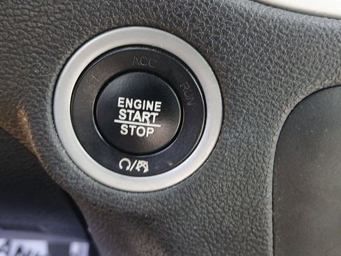 Used 2022 Dodge Charger SXT w/ Blacktop Package image 21