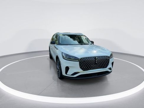 New 2026 Lincoln Aviator Reserve image 2